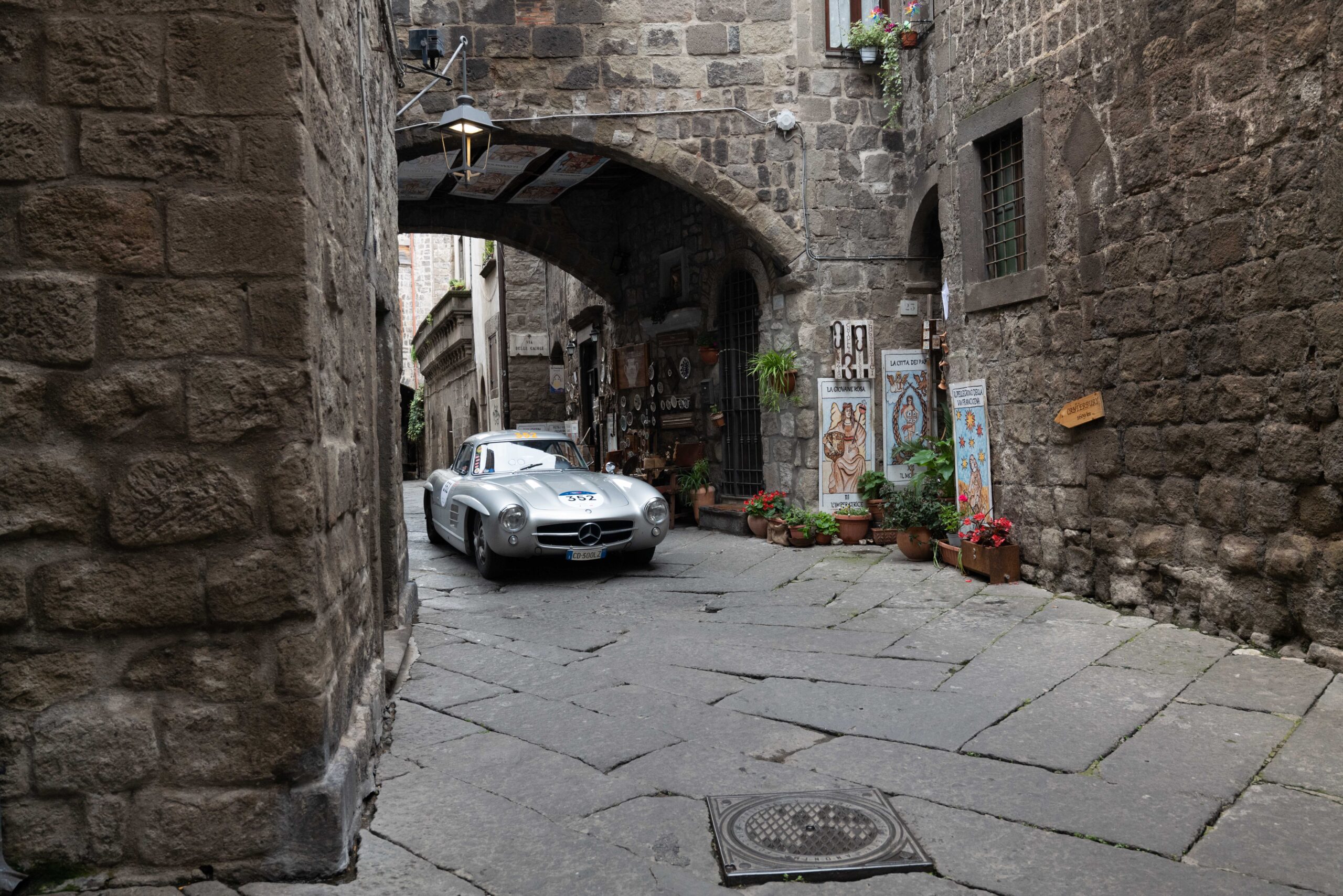 Stirling Moss: The Man Who Mastered the Mille Miglia